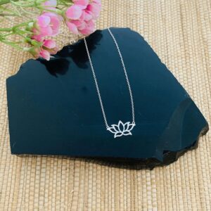 Lotus Necklace - Silver